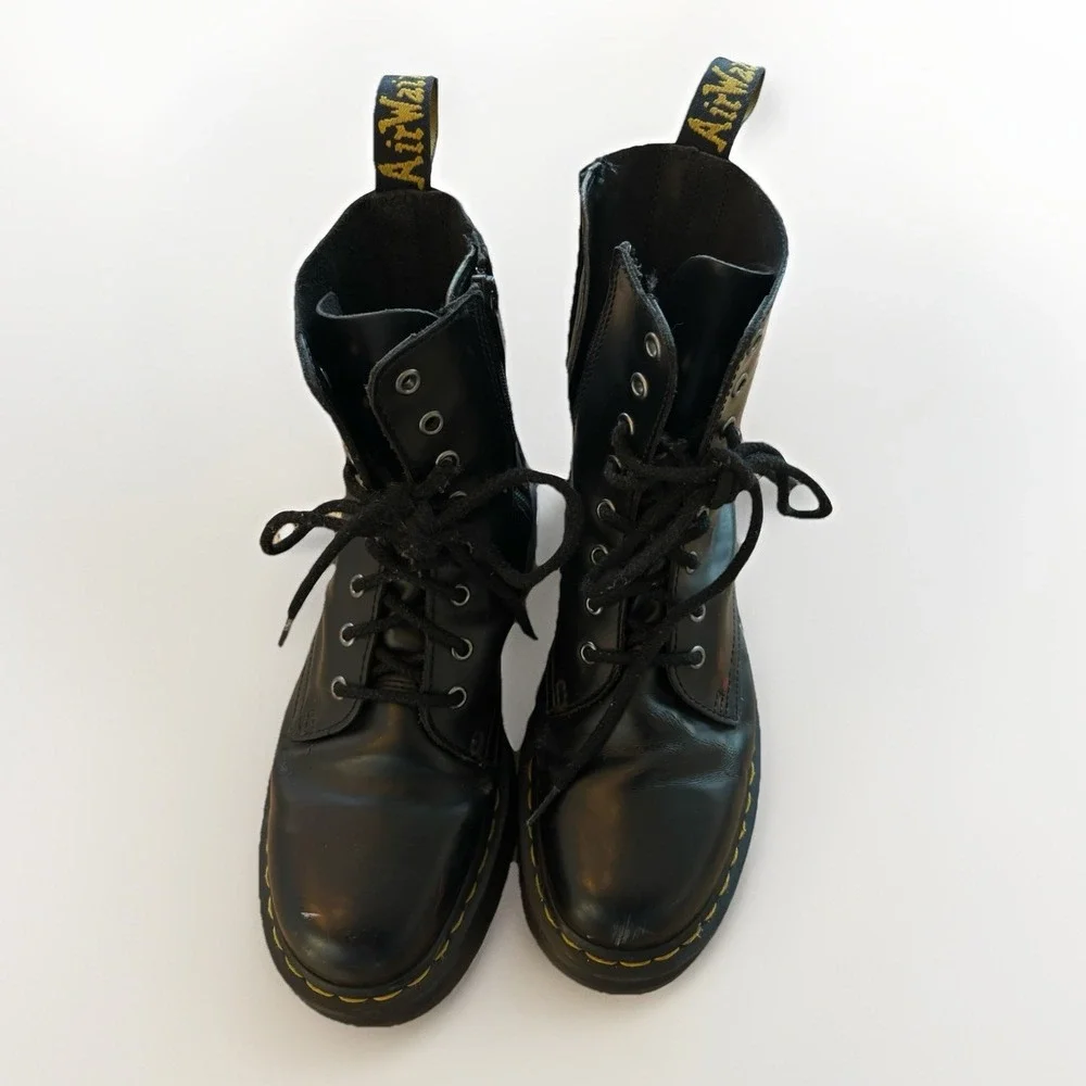 Dr. Martens Size 9 Jadon Leather Platform Combat Boots Black Leather - Picture 2 of 9